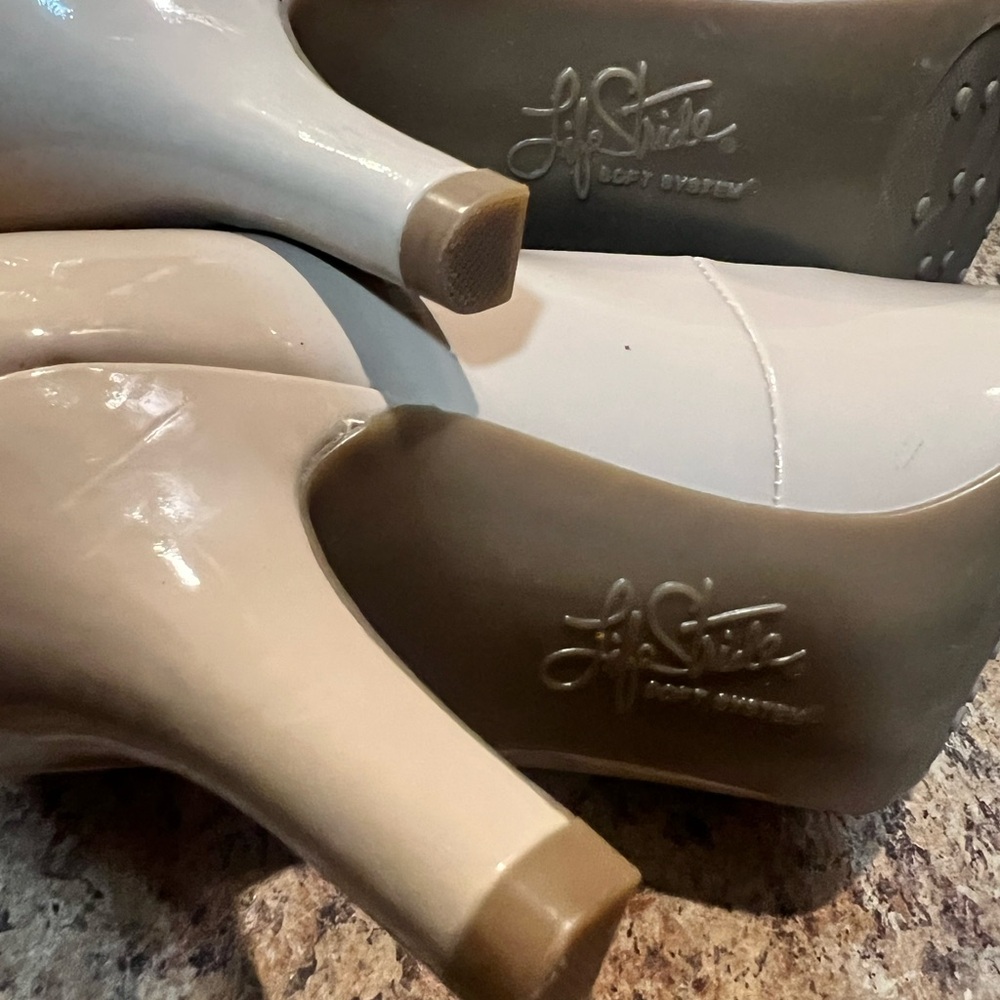 Jessica Simpson Cream Heels - Picture 5 of 5